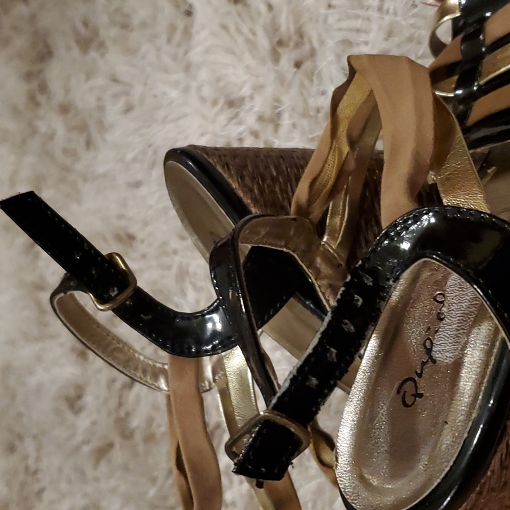 Wedges - Picture 6 of 6
